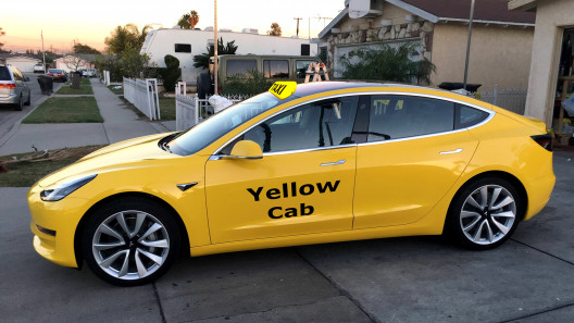 Tesla-Taxi.jpg